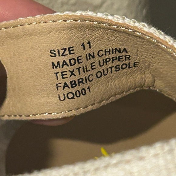 Volatile Women’s Biloxi Ivory/Tan Wedge Strap Sandals Size 11 PV118 Ivory NIB - Picture 9 of 10